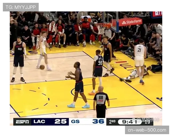 进攻球员故意制造接触诱导犯规 联盟裁判尺度适应性受挑战