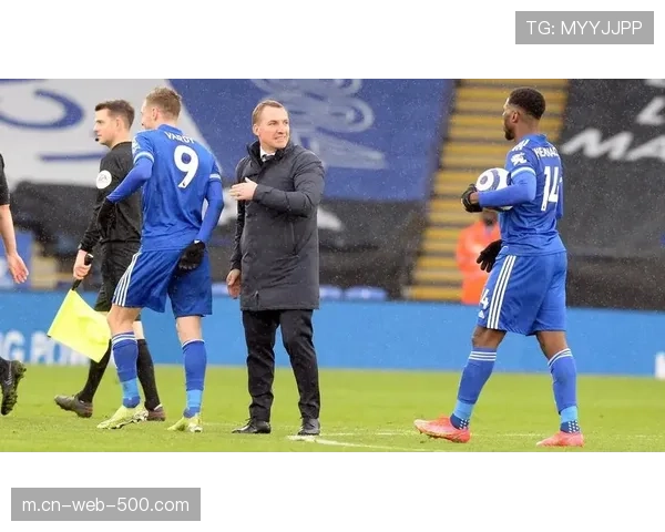 VAR如何改变英超高位防守战术与造越位策略